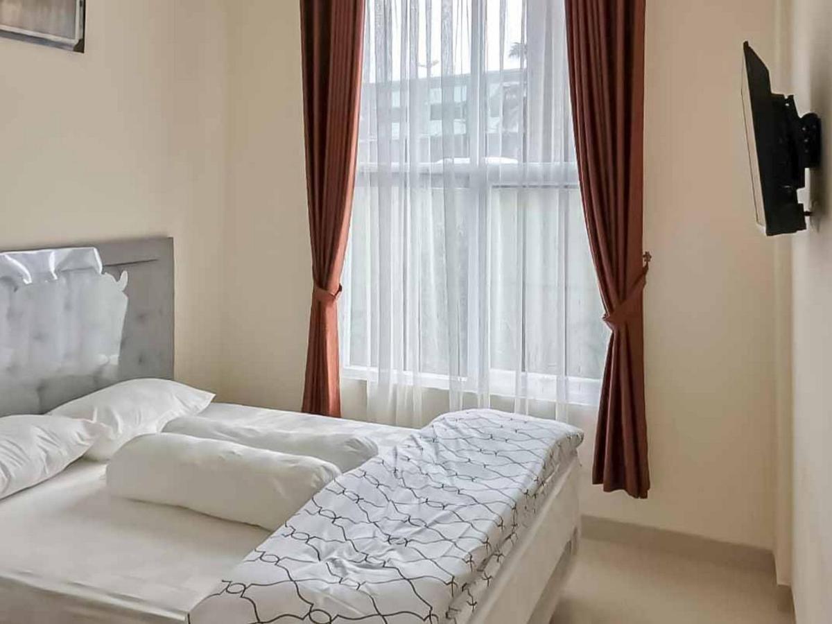 Wisma Talenta Mitra Reddoorz Джакарта Екстериор снимка